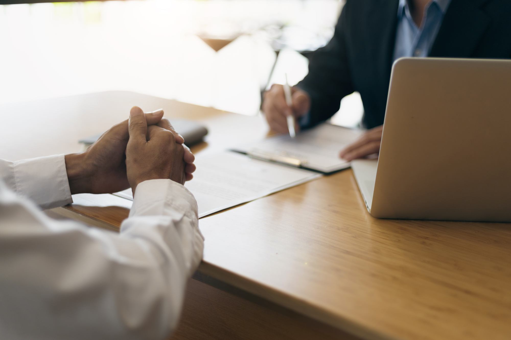 不動産フランチャイズ契約で後悔しないための全知識｜必須チェック項目とトラブル事例の教訓